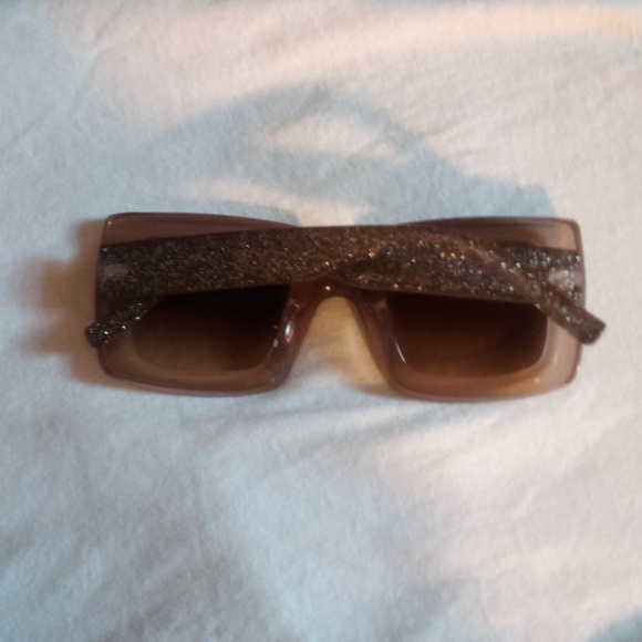 AJ Morgan Sunglasses - Picture 4 of 5